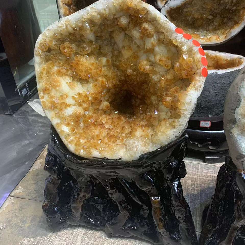Natural Crystal Citrine Cluster Titanium Crystal Geodes