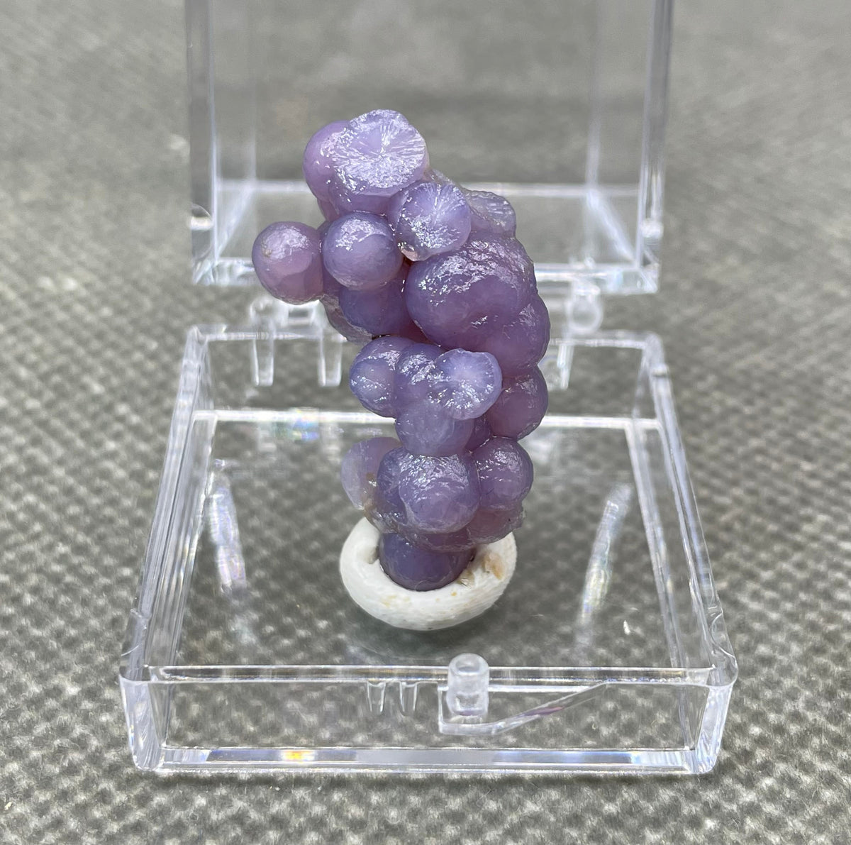 100% Natural Grape Agate Mineral Specimen Crystals