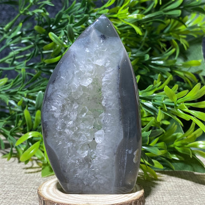 Natural Crystal Quartz Agate Geode