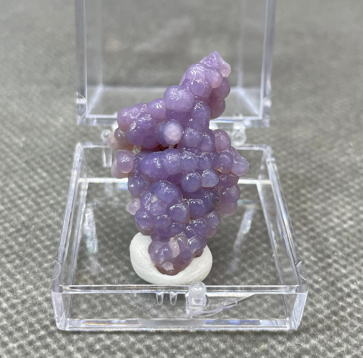100% Natural Grape Agate Mineral Specimen Crystals