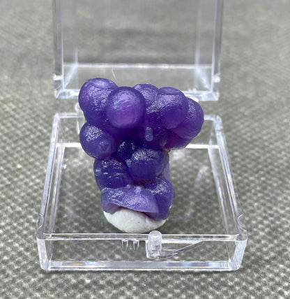 100% Natural Grape Agate Mineral Specimen Crystals
