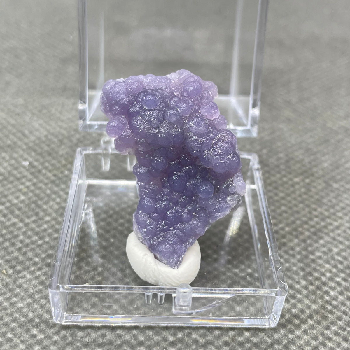 100% Natural Grape Agate Mineral Specimen Crystals