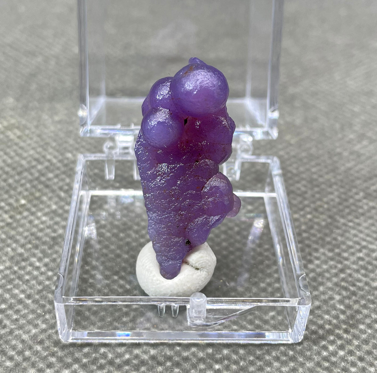 100% Natural Grape Agate Mineral Specimen Crystals