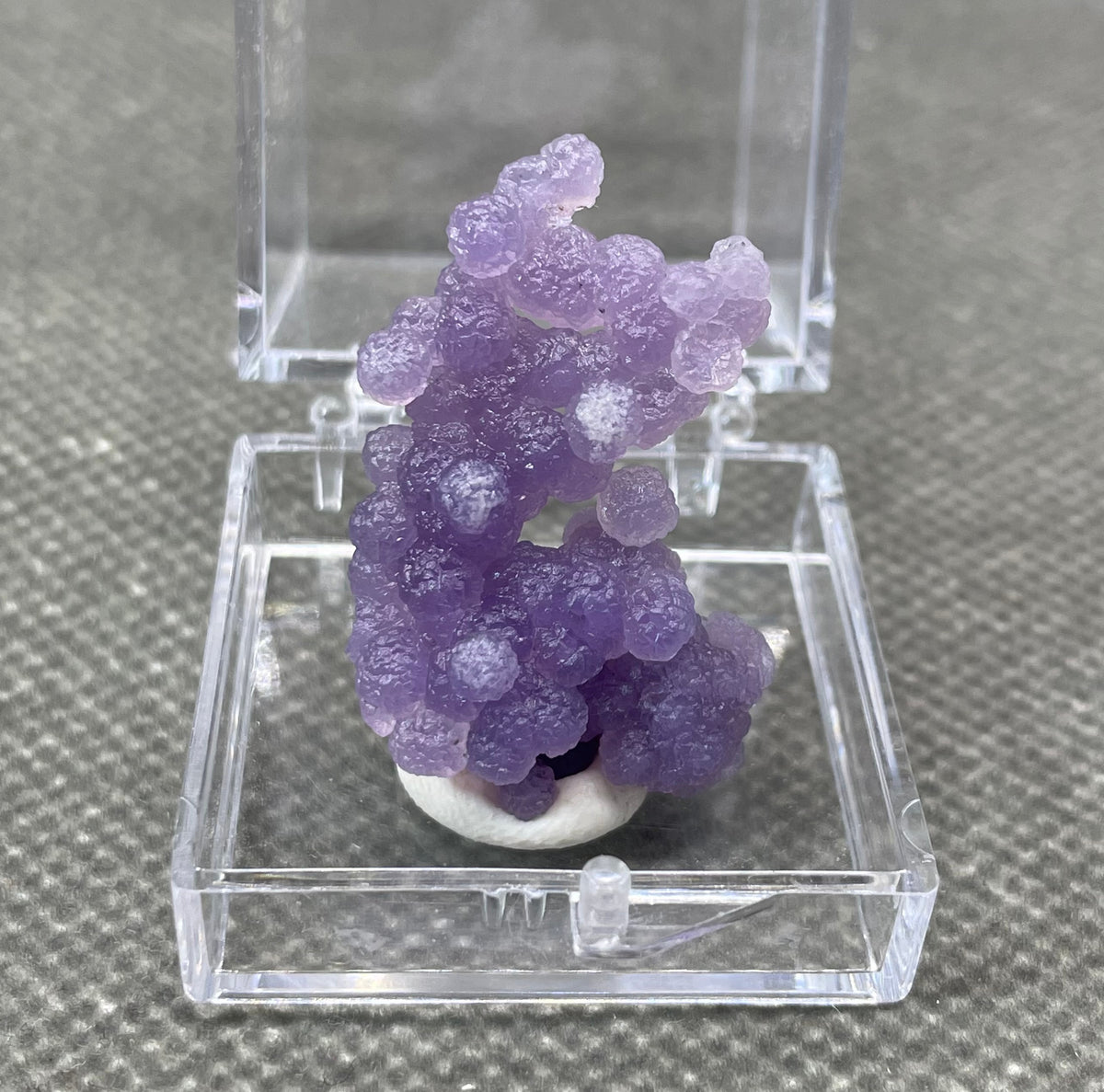 100% Natural Grape Agate Mineral Specimen Crystals